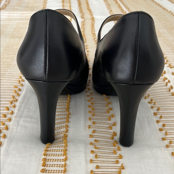 Naturalizer Black Talissa Mary Jane Heels - Picture 4 of 6
